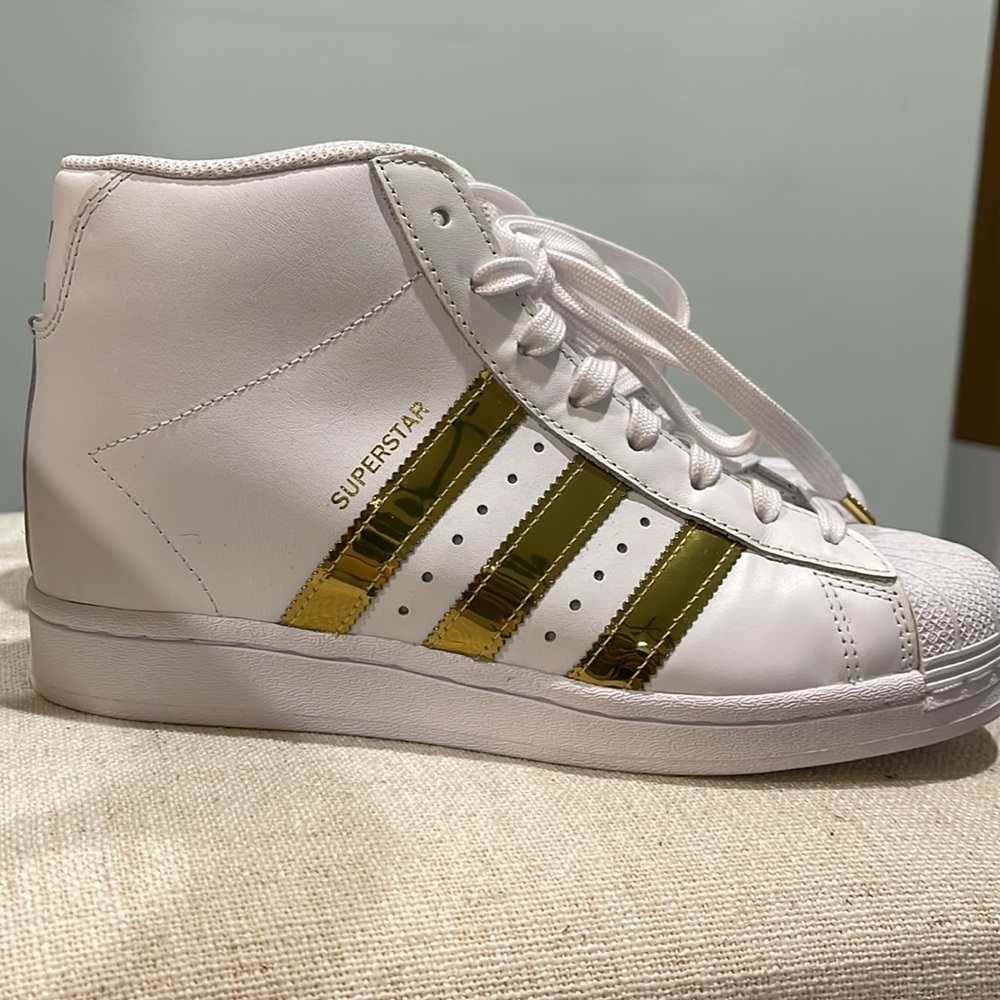 (WMNS 7.5) adidas platform Superstar Up 'White Gold Metallic' FW3905